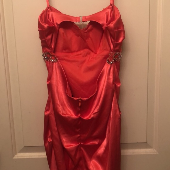 Cocktail dress - Picture 3 of 3